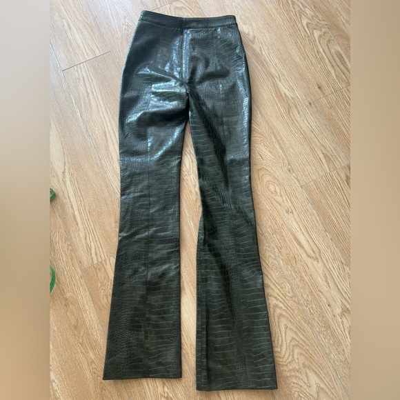 Mango green faux-leather trousers - Picture 3 of 7